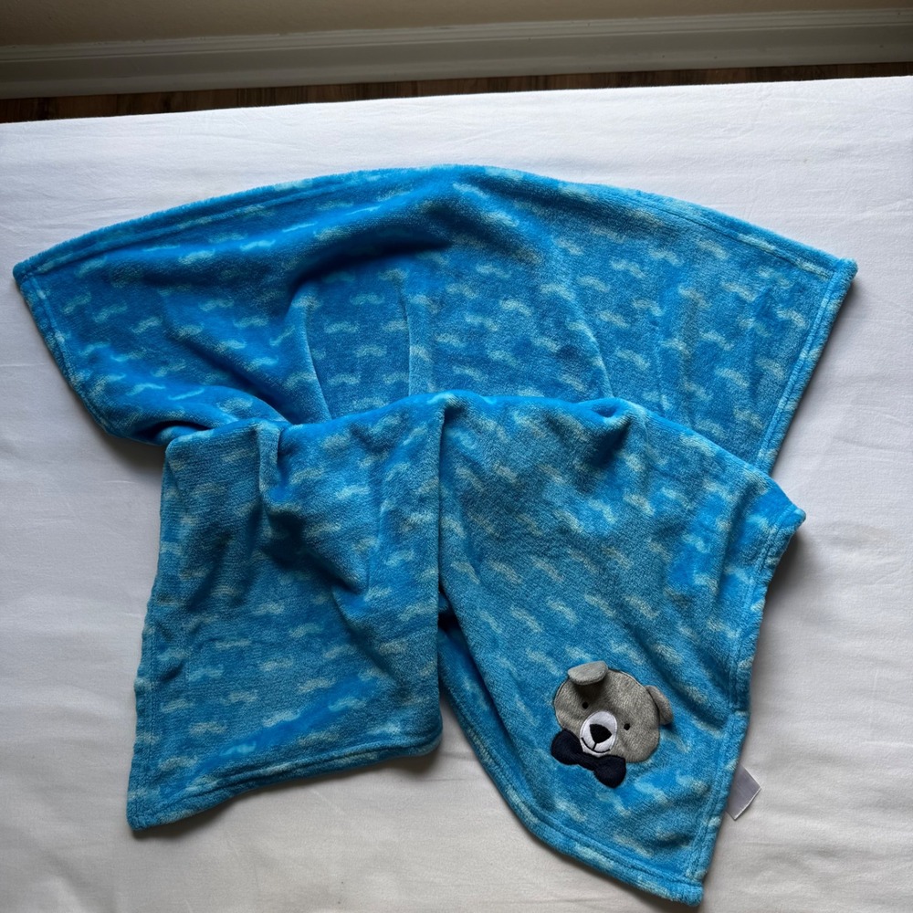 Le Bebe Favorite Blue Mustache Print Baby Blanket Bear Bow Tie Applique Plush